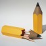 Stifteköcher DINSOR von Qualy Design. Großer Bleistift Stifteköcher in gelb für Stifte und Scheren.