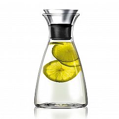 Design Karaffe aus Glas mit 1 Liter Fassungsvermögen von Eva Solo.