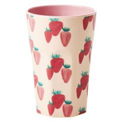 Großer Latte Melamin Becher von RICE mit Erdbeeren Print. Trinkbecher aus Melamin, BPA-frei, robust, stapelbar ... und einfach nur schön!